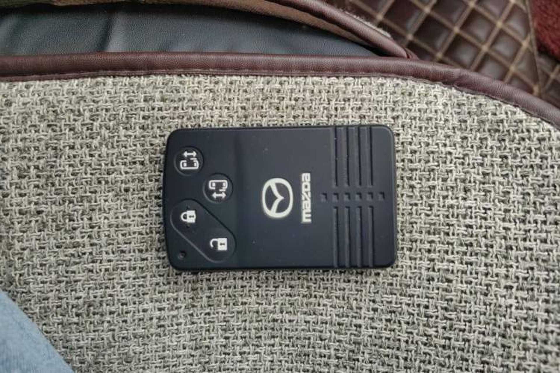 Used Mazda 8 2011 2.3L Deluxe Edition Vehicle Key