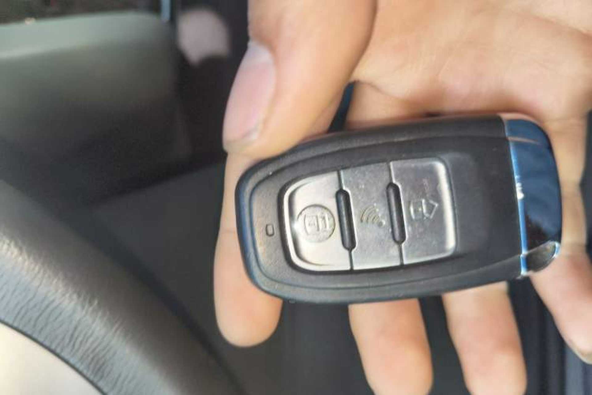 Used Mazda 8 2011 2.3L Deluxe Edition Vehicle Key