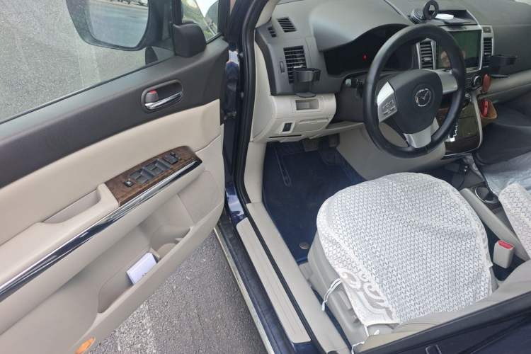 Used Mazda 8 2011 2.3L Deluxe Edition Driver Seat
