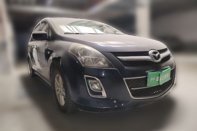 Used Mazda 8 2011 2.3L Deluxe Edition Front Right 45 Deg