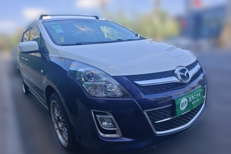 Used Mazda 8 2011 2.3L Deluxe Edition Front Right 45 Deg