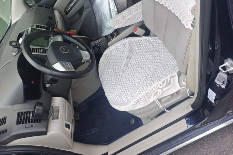 Used Mazda 8 2011 2.3L Deluxe Edition Left Front Seat