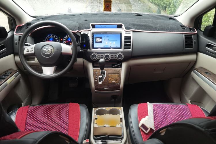 Used Mazda 8 2011 2.3L Elite Edition Center Console