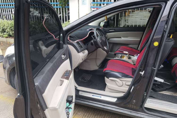 Used Mazda 8 2011 2.3L Elite Edition Driver Seat
