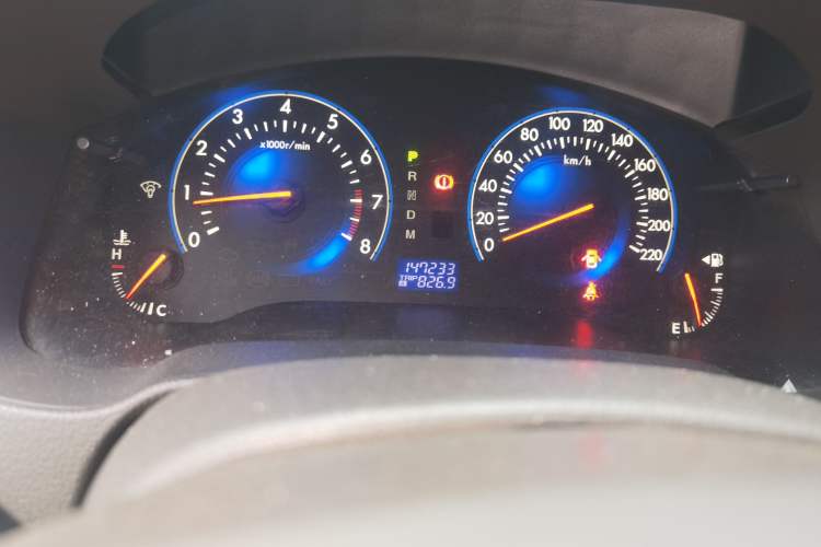 Used Mazda 8 2011 2.3L Elite Edition Odometer Close Up