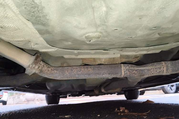 Used Mazda 8 2011 2.3L Deluxe Edition Chassis Rear