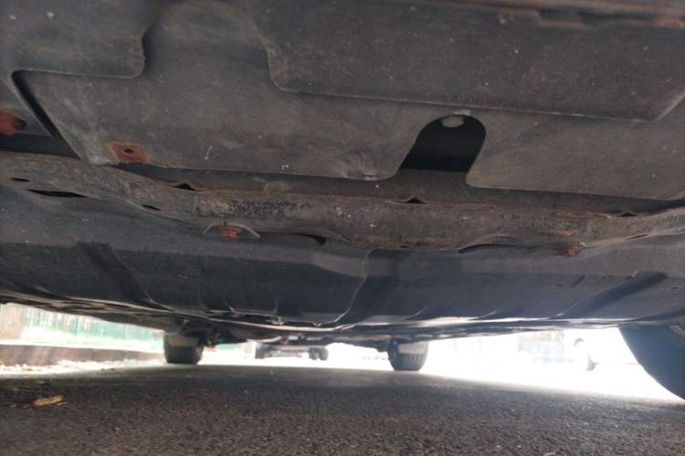 Used Mazda 8 2011 2.3L Ultimate Edition Chassis Front