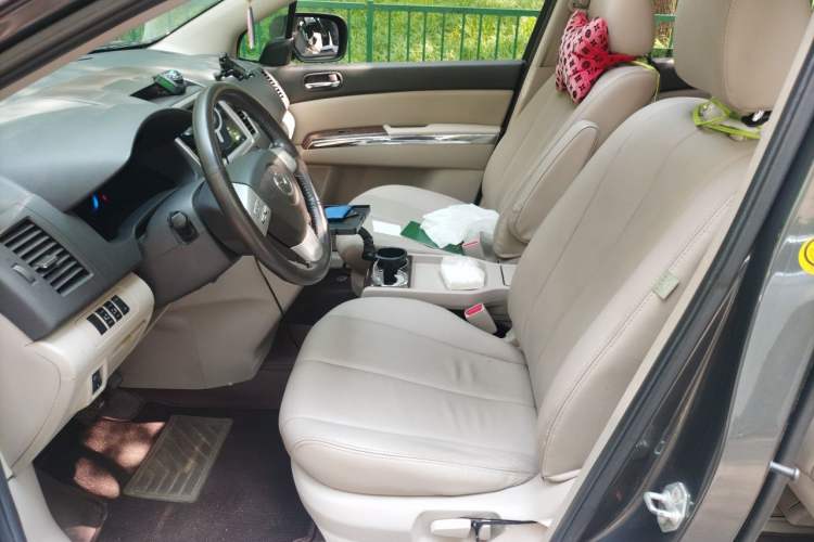 Used Mazda 8 2011 2.3L Ultimate Edition Left Front Seat
