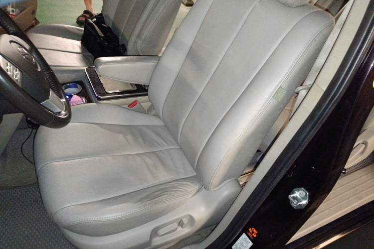 Used Mazda 8 2011 2.3L Ultimate Edition Left Front Seat