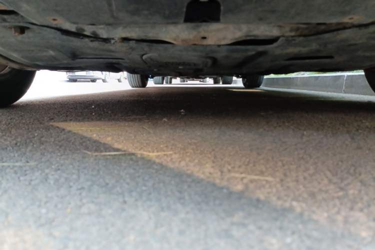 Used Mazda 8 2011 2.3L Deluxe Edition Chassis Front