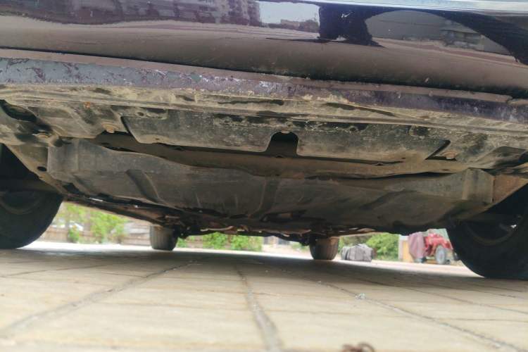 Used Mazda 8 2011 2.3L Ultimate Edition Chassis Front