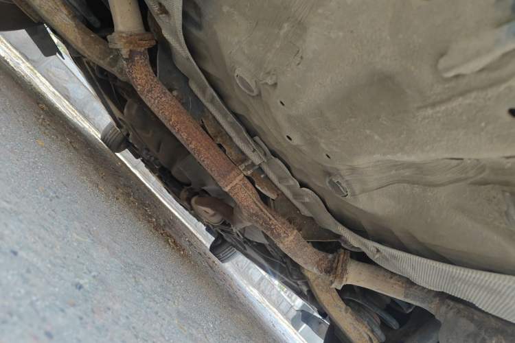 Used Mazda 8 2011 2.3L Deluxe Edition Chassis Rear