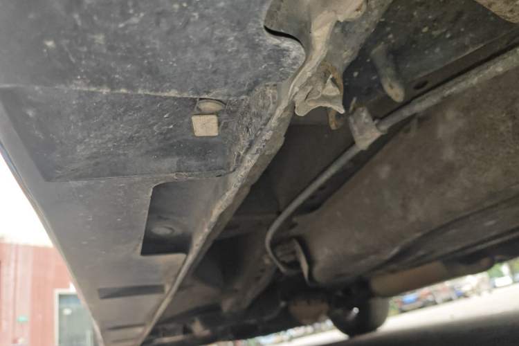 Used Mazda 8 2011 2.3L Deluxe Edition Chassis Rear Left