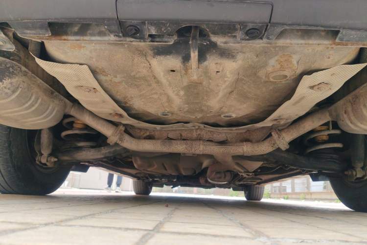 Used Mazda 8 2011 2.3L Ultimate Edition Chassis Rear
