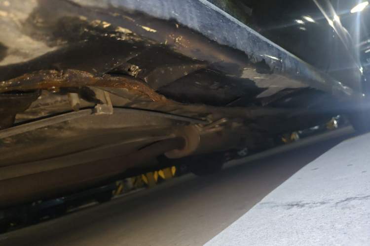 Used Mazda 8 2011 2.3L Ultimate Edition Chassis Rear Right