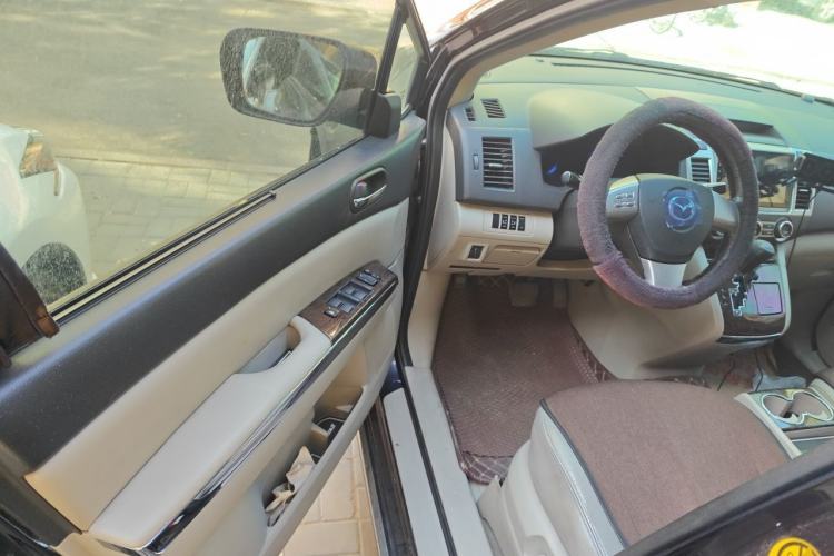 Used Mazda 8 2011 2.3L Ultimate Edition Driver Seat