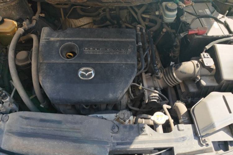 Used Mazda 8 2011 2.3L Ultimate Edition Engine Bay
