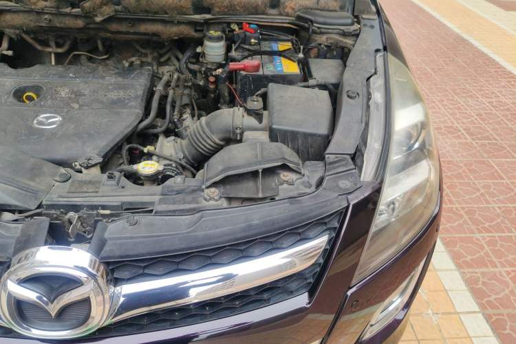 Used Mazda 8 2011 2.3L Ultimate Edition Engine Bay Left
