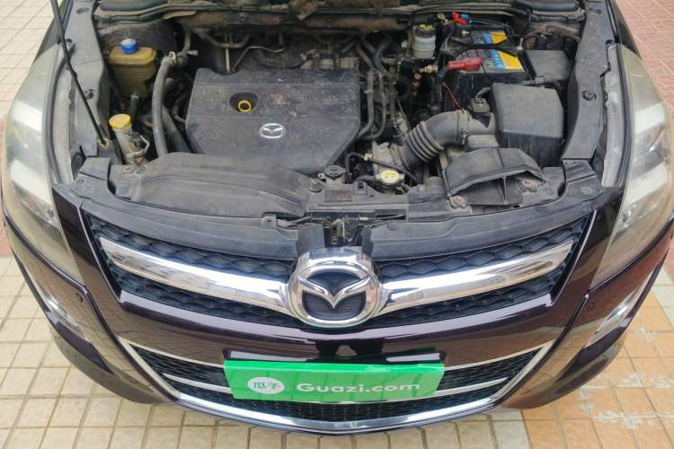 Used Mazda 8 2011 2.3L Ultimate Edition Engine Bay