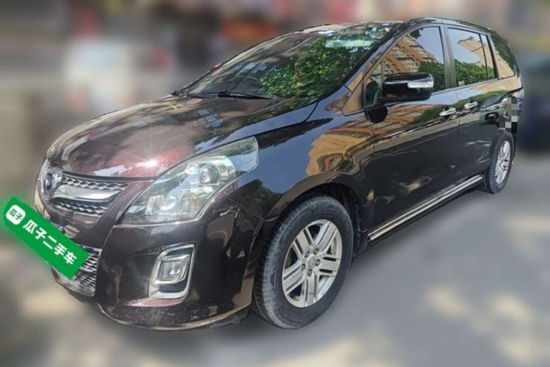Used Mazda 8 2011 2.3L Deluxe Edition Front Left 45 Deg