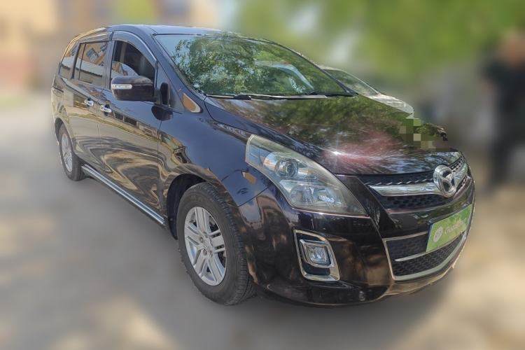 Used Mazda 8 2011 2.3L Deluxe Edition Front Right 45 Deg