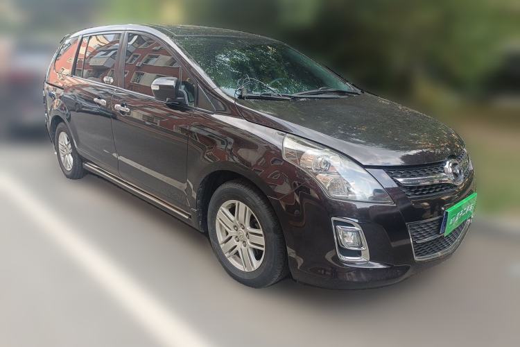 Used Mazda 8 2011 2.3L Deluxe Edition Front Right 45 Deg