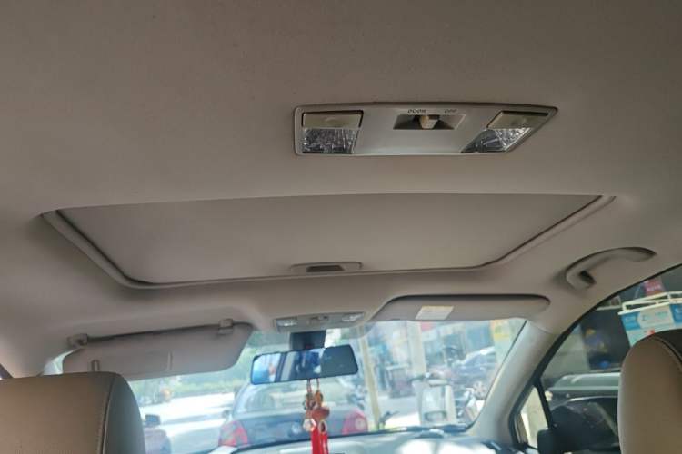 Used Mazda 8 2011 2.3L Deluxe Edition Headliner