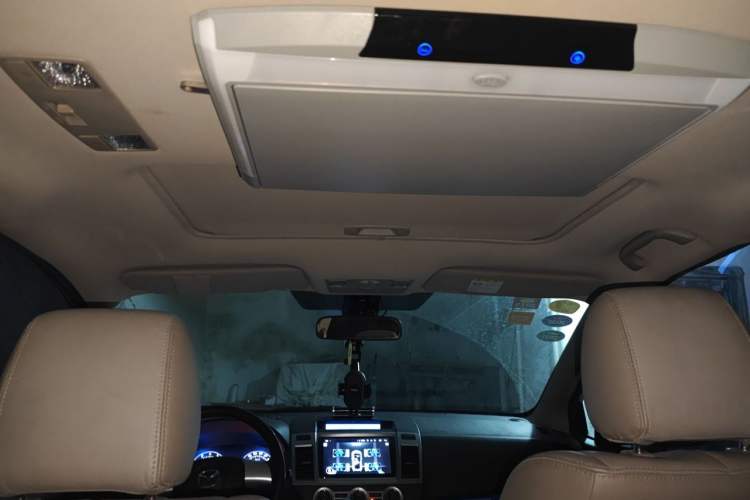 Used Mazda 8 2011 2.3L Deluxe Edition Headliner