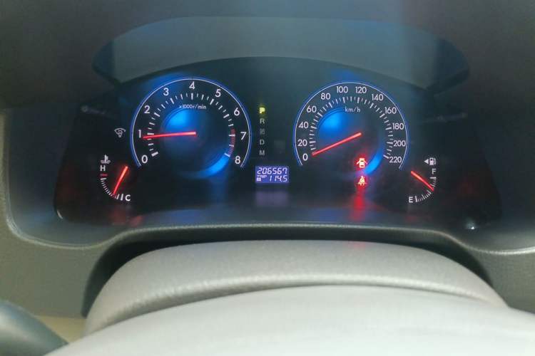 Used Mazda 8 2011 2.3L Deluxe Edition Odometer Close Up