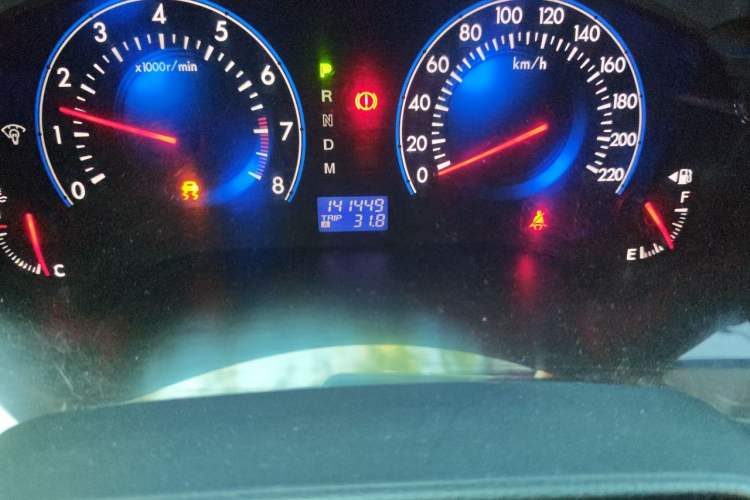 Used Mazda 8 2011 2.3L Ultimate Edition Odometer Close Up