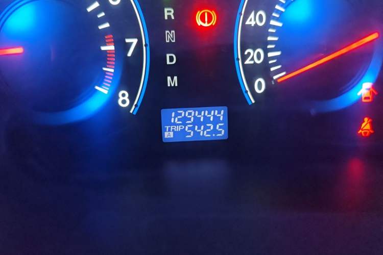 Used Mazda 8 2011 2.3L Deluxe Edition Odometer Close Up