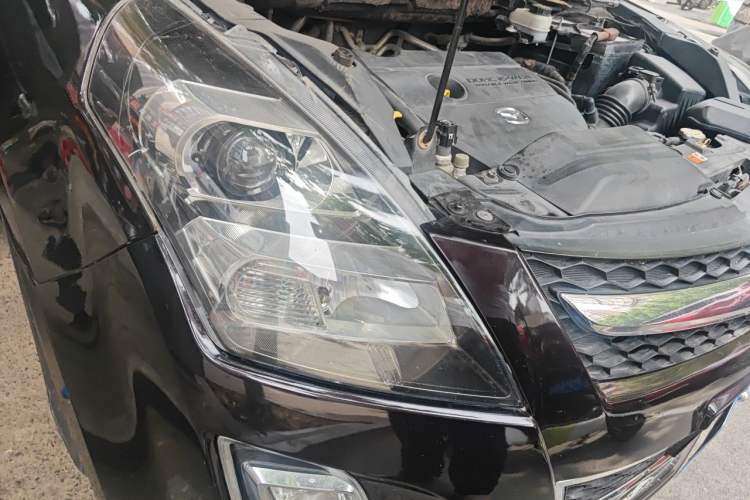 Used Mazda 8 2011 2.3L Deluxe Edition Right Front Headlight