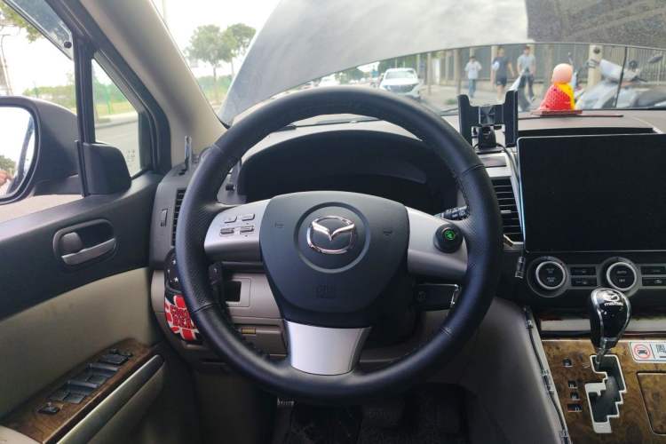 Used Mazda 8 2011 2.3L Elite Edition Steering Wheel