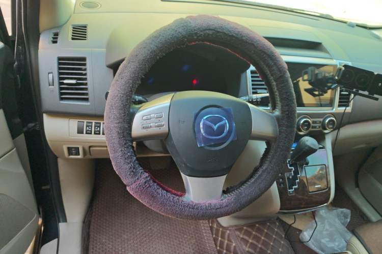 Used Mazda 8 2011 2.3L Ultimate Edition Steering Wheel