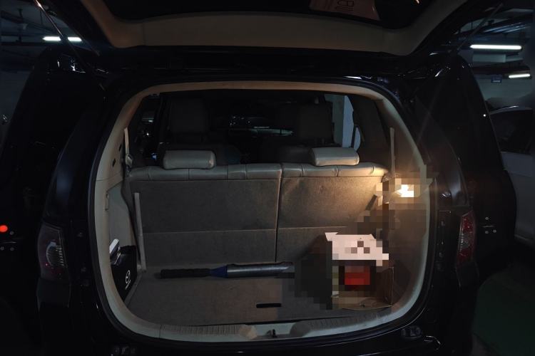 Used Mazda 8 2011 2.3L Ultimate Edition Trunk