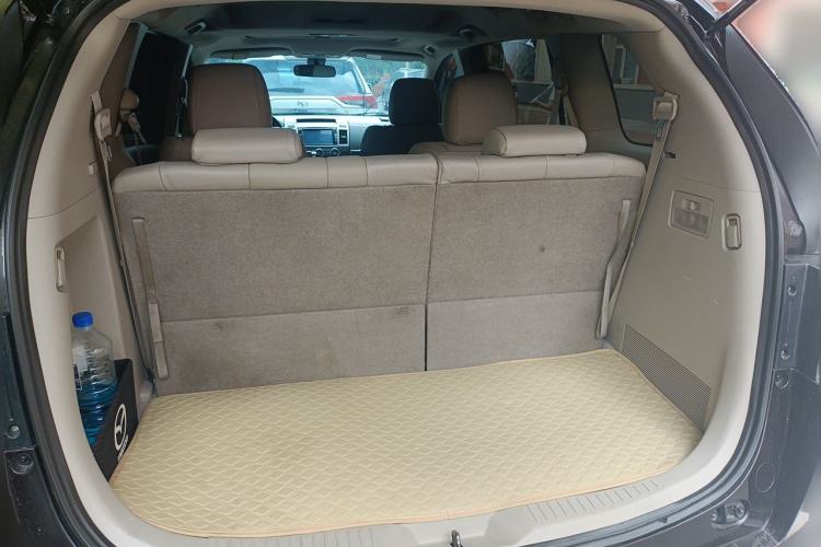 Used Mazda 8 2011 2.3L Deluxe Edition Trunk