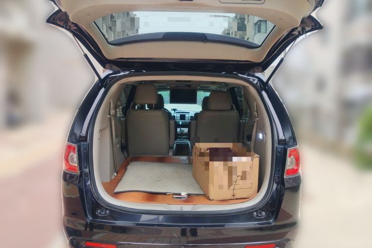 Used Mazda 8 2011 2.3L Ultimate Edition Trunk