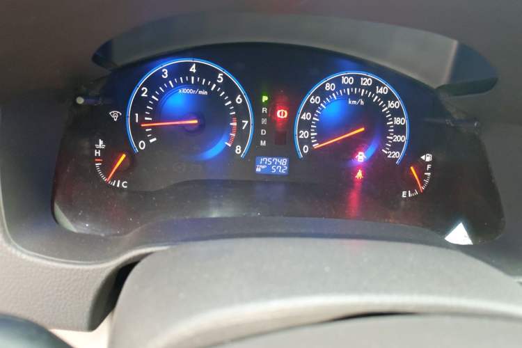 Used Mazda 8 2011 2.3L Elite Edition Odometer Close Up
