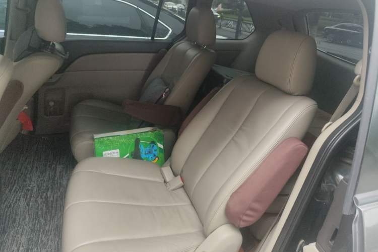 Used Mazda 8 2011 2.3L Deluxe Edition Left Rear Seat
