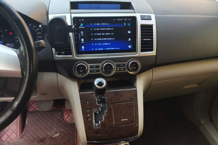 Used Mazda 8 2013 2.5L Ultimate Edition Audio And AC Panel
