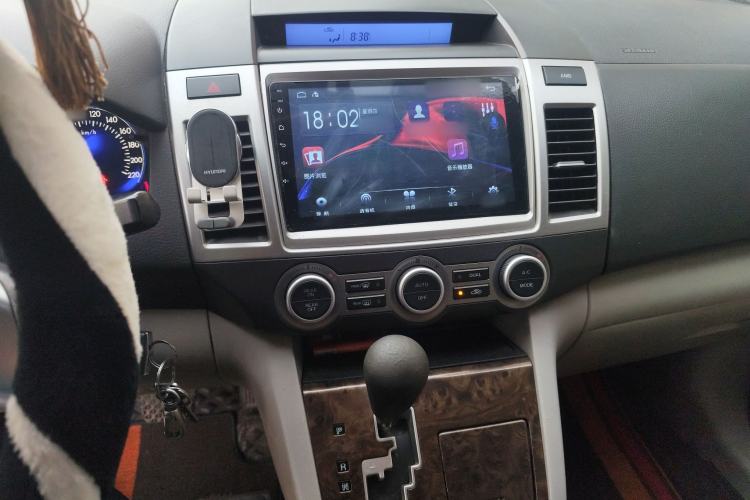 Used Mazda 8 2013 2.5L Elite Edition Audio And AC Panel
