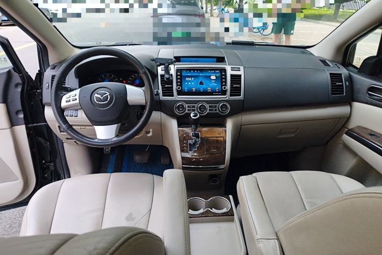Used Mazda 8 2013 2.5L Ultimate Edition Center Console
