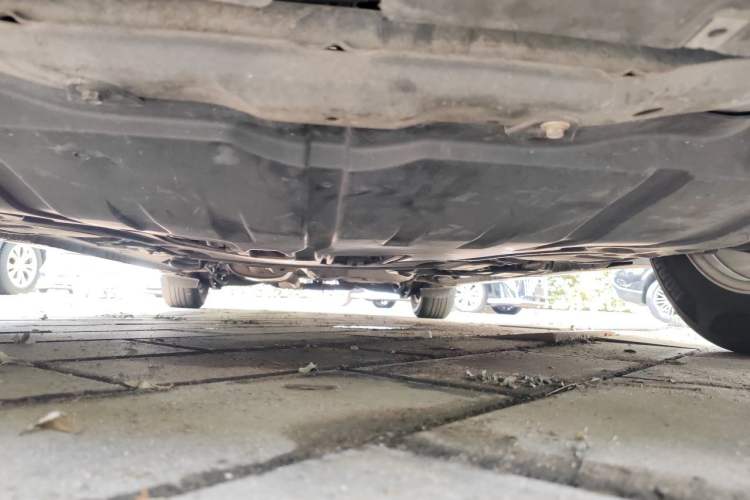 Used Mazda 8 2013 2.5L Ultimate Edition Chassis Front