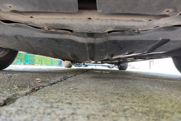 Used Mazda 8 2013 2.5L Ultimate Edition Chassis Front