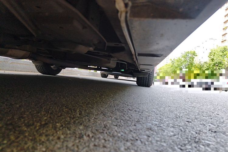 Used Mazda 8 2013 2.5L Ultimate Edition Chassis Front Left