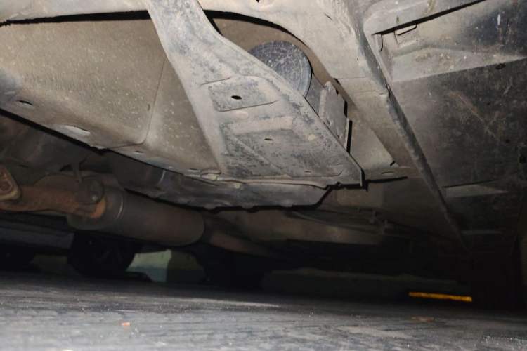 Used Mazda 8 2013 2.5L Ultimate Edition Chassis Front Left