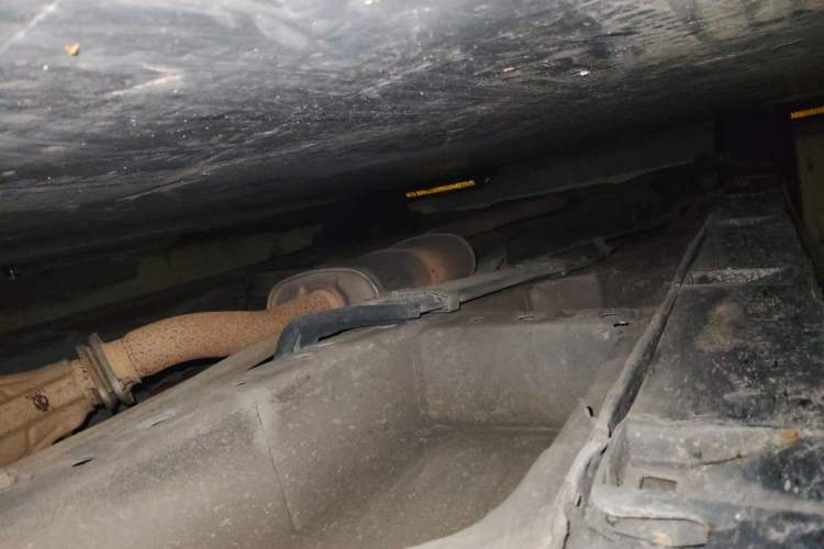 Used Mazda 8 2013 2.5L Ultimate Edition Chassis Front Right