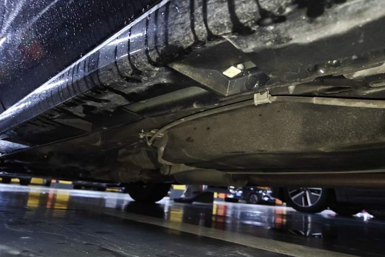 Used Mazda 8 2013 2.5L Deluxe Edition Chassis Rear Left