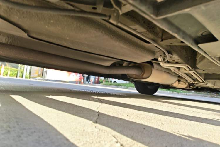 Used Mazda 8 2013 2.5L Ultimate Edition Chassis Rear Right
