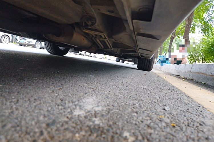 Used Mazda 8 2013 2.5L Ultimate Edition Chassis Rear Right